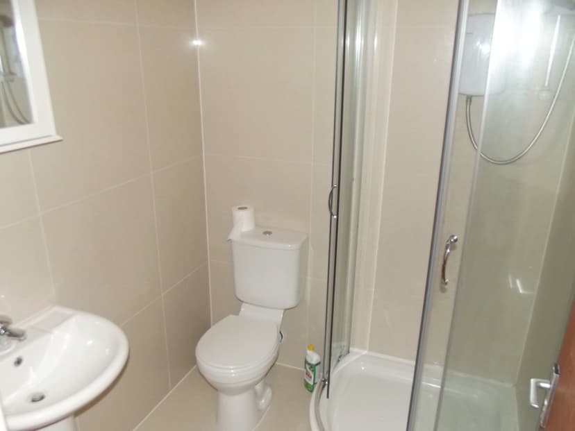 Egerton Road - Image 1