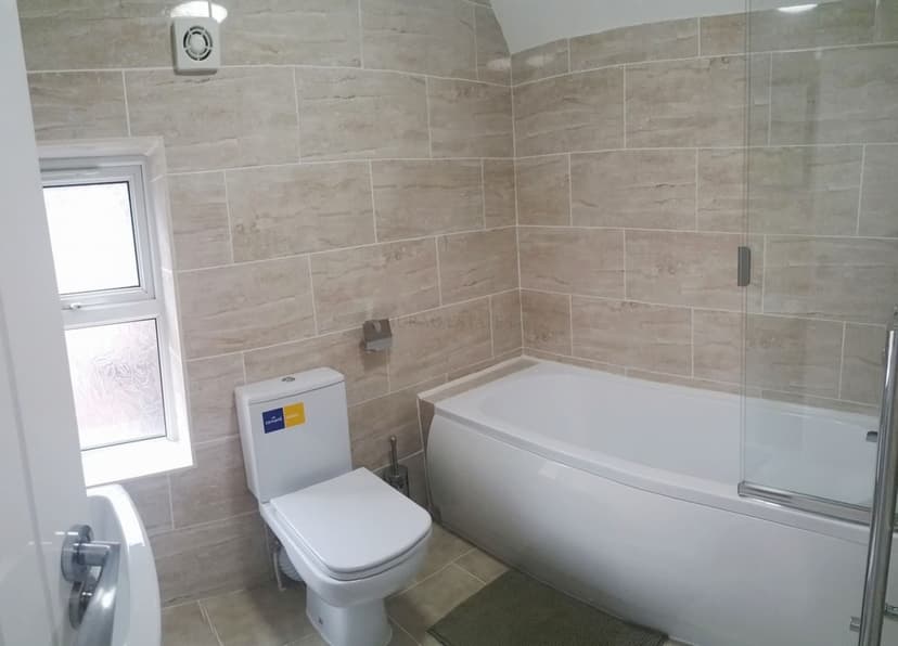 Amherst Road - Image 4