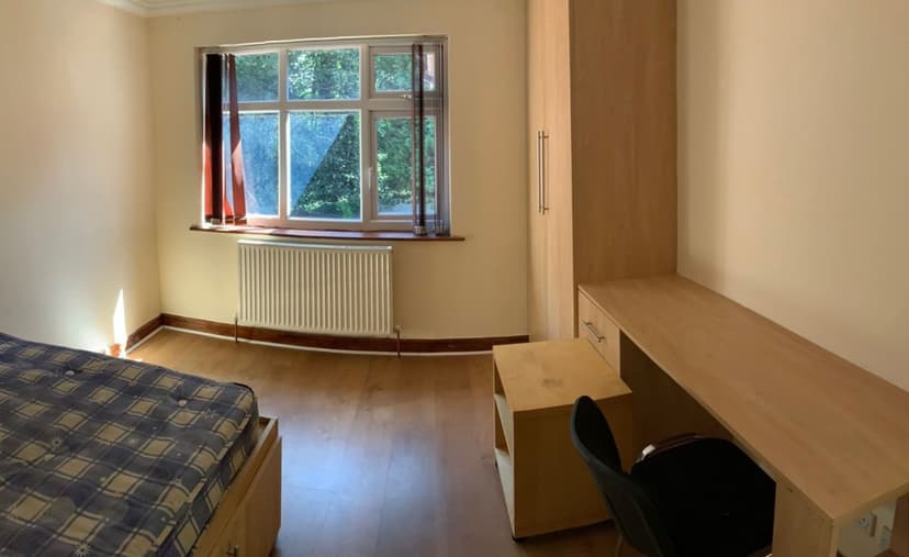 egerton road - Image 8