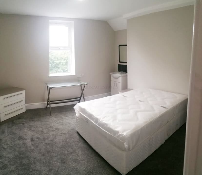 Amherst Road - Image 2