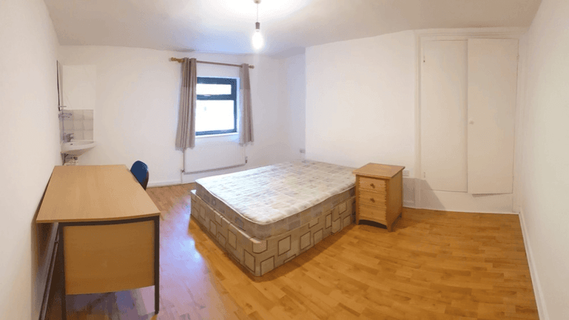 Parsonage Road, Withington - Image 9