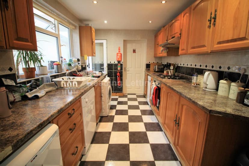 HATHERLEY ROAD - Image 1