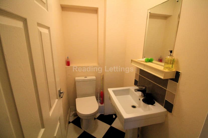 CRESCENT ROAD - Image 12