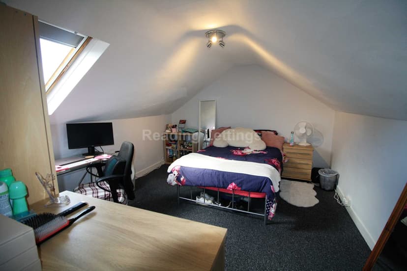 ERLEIGH ROAD - Image 7