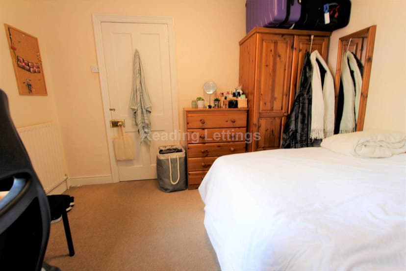 ST EDWARDS ROAD - Image 10