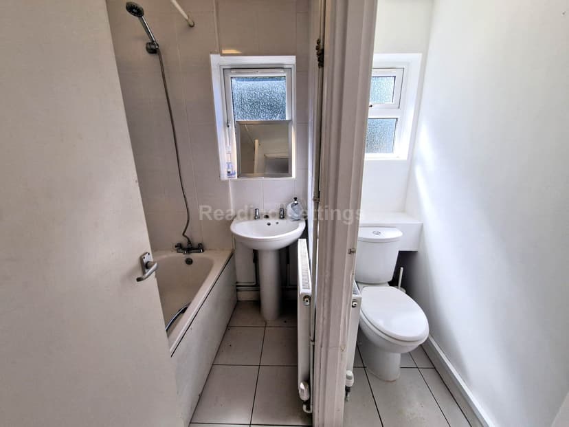 CARNARVON ROAD - Image 5